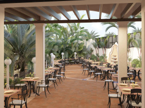 Gran Hotel Atlantis Bahia Real G.L.