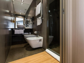 Best Western Plus The Hub Hotel