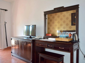 Sea Lion Beach Resort & Spa