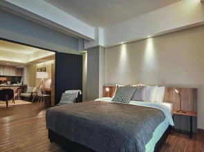 Tropics Eight Suites