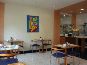 Hotel Niederraeder Hof