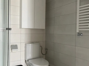 4 Room Penthouse Terrace W18-W19