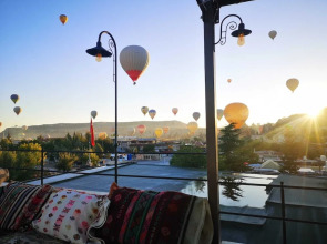 Azalea Terrace Cave Hotel