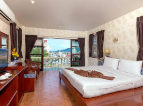 Royal Crown Hotel & Palm Spa Resort