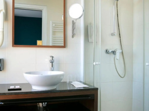 Good Morning + Berlin City East