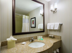 Hilton Garden Inn Queens/JFK Airport