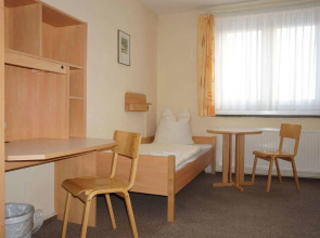 JUGENDGASTEHAUS DRESDEN - Hostel