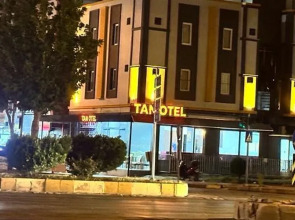 Tan Otel