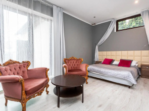 Royal Residence Hotel