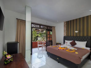Hotel Lumbung Sari Legian