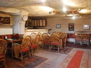 Lalezar Cave Hotel