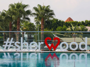 Sherwood Exclusive Lara