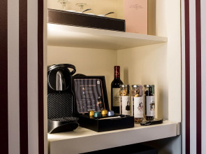 Hôtel du Rond-Point des Champs-Élysées