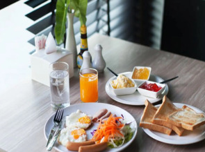 B2 Hotel South Pattaya Premier Hotel