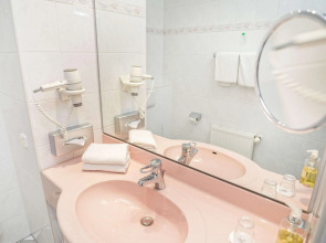 Hotel Am Schloss Koepenick Berlin by Golden Tulip