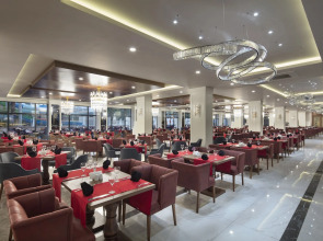 Aydinbey Queen's Palace & Spa - Ultra All Inclusive