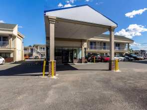 Motel 6 Elizabeth, NJ - Newark Liberty Intl Airport