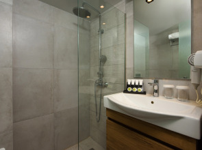 The Royal Grand Hotel