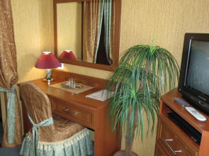 Отель Эсмеральд