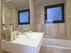 My Space Barcelona Private Pool Garden