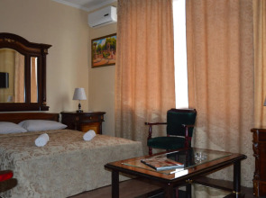 Отель Камея