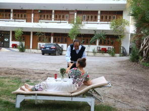 Rezeiky Hotel And Camp Luxor