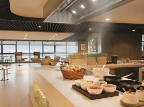 Hyatt House Shenzhen Airport