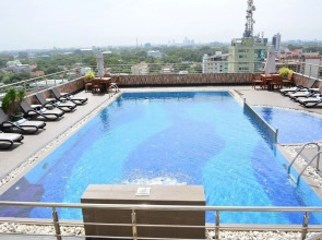 Pearl Grand By Rathna