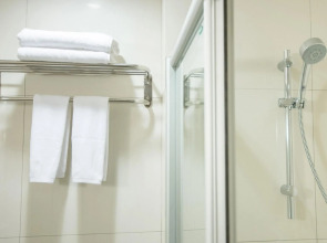 3j's And K Apartment