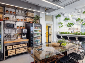 Wom Allenby Pod Hotel