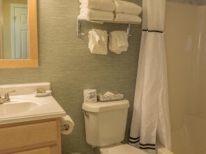 Atlantic Oceanside Hotel & Conference Center