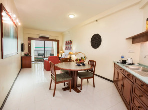 Rainbow Paradise Beach Resort