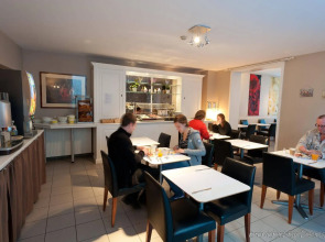 Canalview Hotel Ter Reien