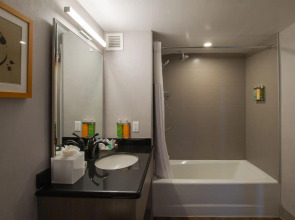 Miyako Hotel Los Angeles