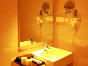 JI Hotel (Harbin Zhongyang Street People Square)