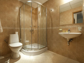 Grand Royale Apartment Complex & Spa