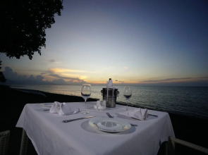 Bali Lovina Beach Cottages