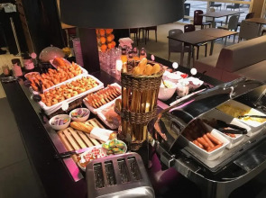 Hotel Campanile Reims Centre - Cathedrale