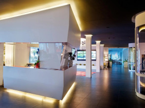 Panoramic Hotel Plaza