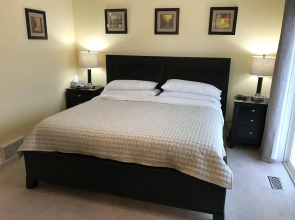 Acker Vacation Homes & Suites