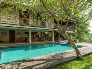 Курорт Adiwana Svarga Loka