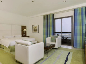 Hilton Dubai The Walk