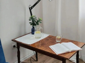 Солнечный эвкалипт на улице Крылова