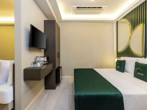 Sistina Old City Hotel