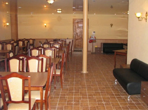 Отель «Лира»