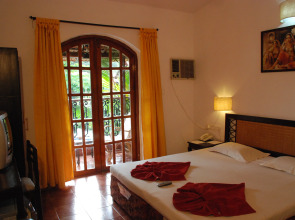 Sea Breeze Beach Resort Candolim