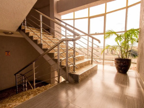 Seasons Airport Hotel