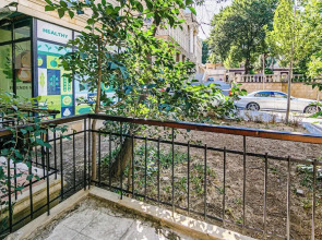 Azneft Garden Apartment