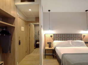 Catalonia Excelsior Hotel