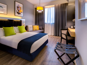 Отель Holiday Inn Bologna Fiera